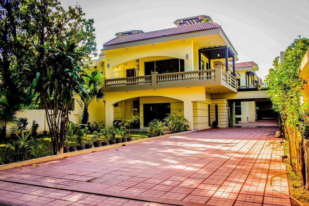 Gofas Lodge Islamabad Extérieur photo