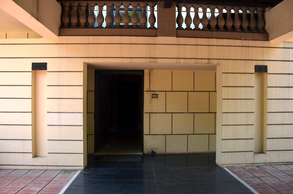 Gofas Lodge Islamabad Extérieur photo