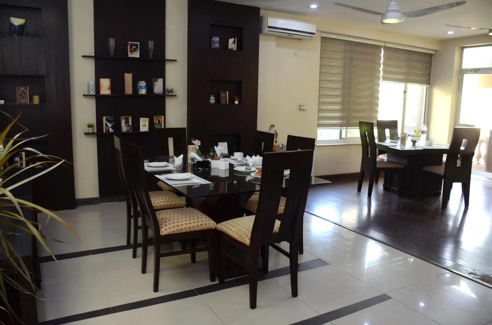 Gofas Lodge Islamabad Extérieur photo