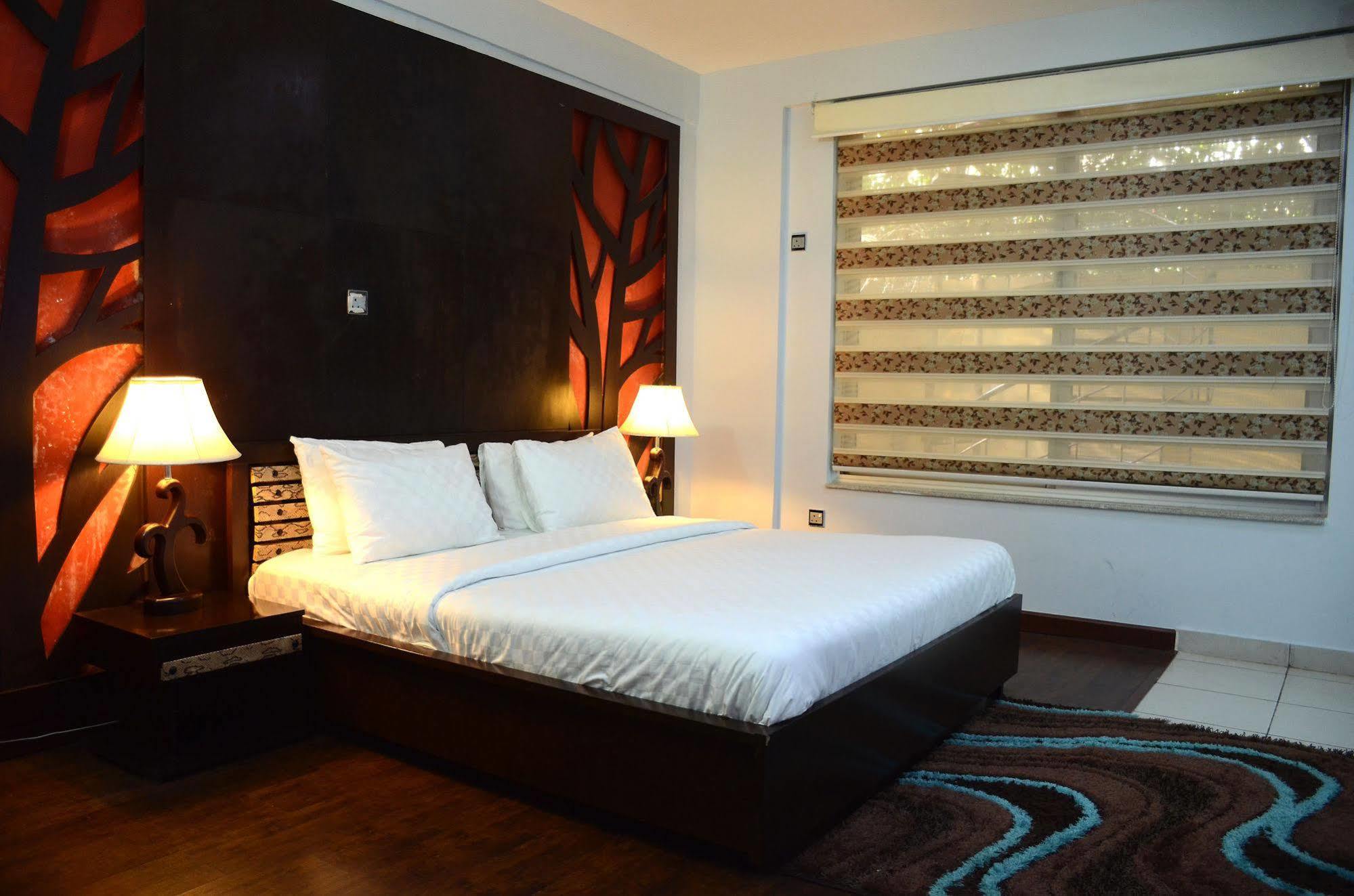 Gofas Lodge Islamabad Extérieur photo