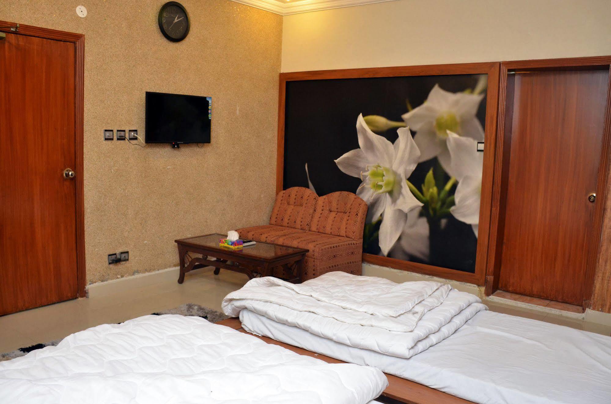 Gofas Lodge Islamabad Extérieur photo