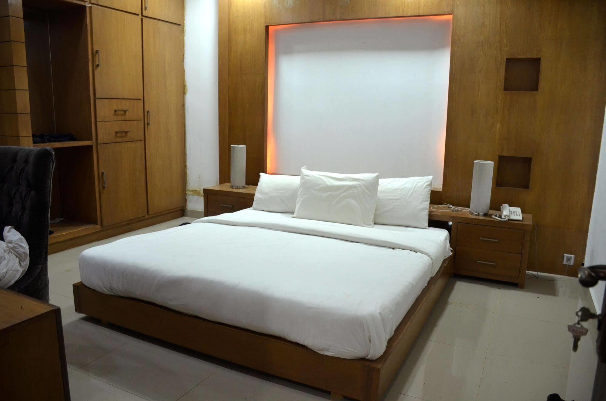 Gofas Lodge Islamabad Extérieur photo