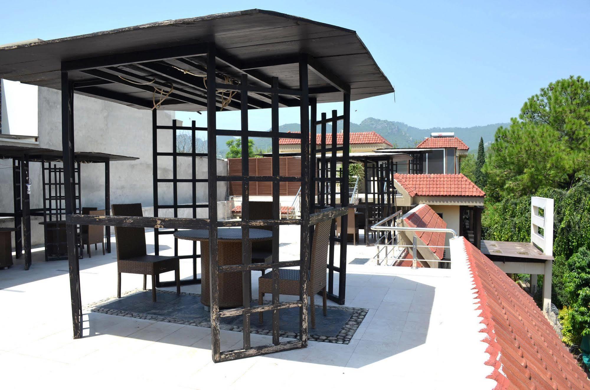 Gofas Lodge Islamabad Extérieur photo